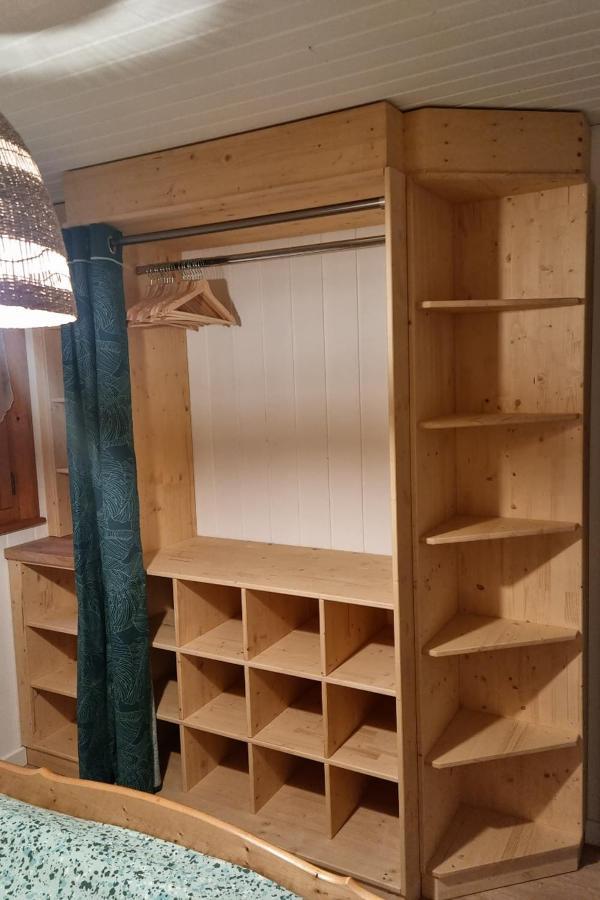 Le Petit Bois Apartment เลรูส ภายนอก รูปภาพ